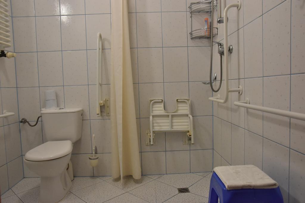 Twin Room with Balcony,397464522:JPEG